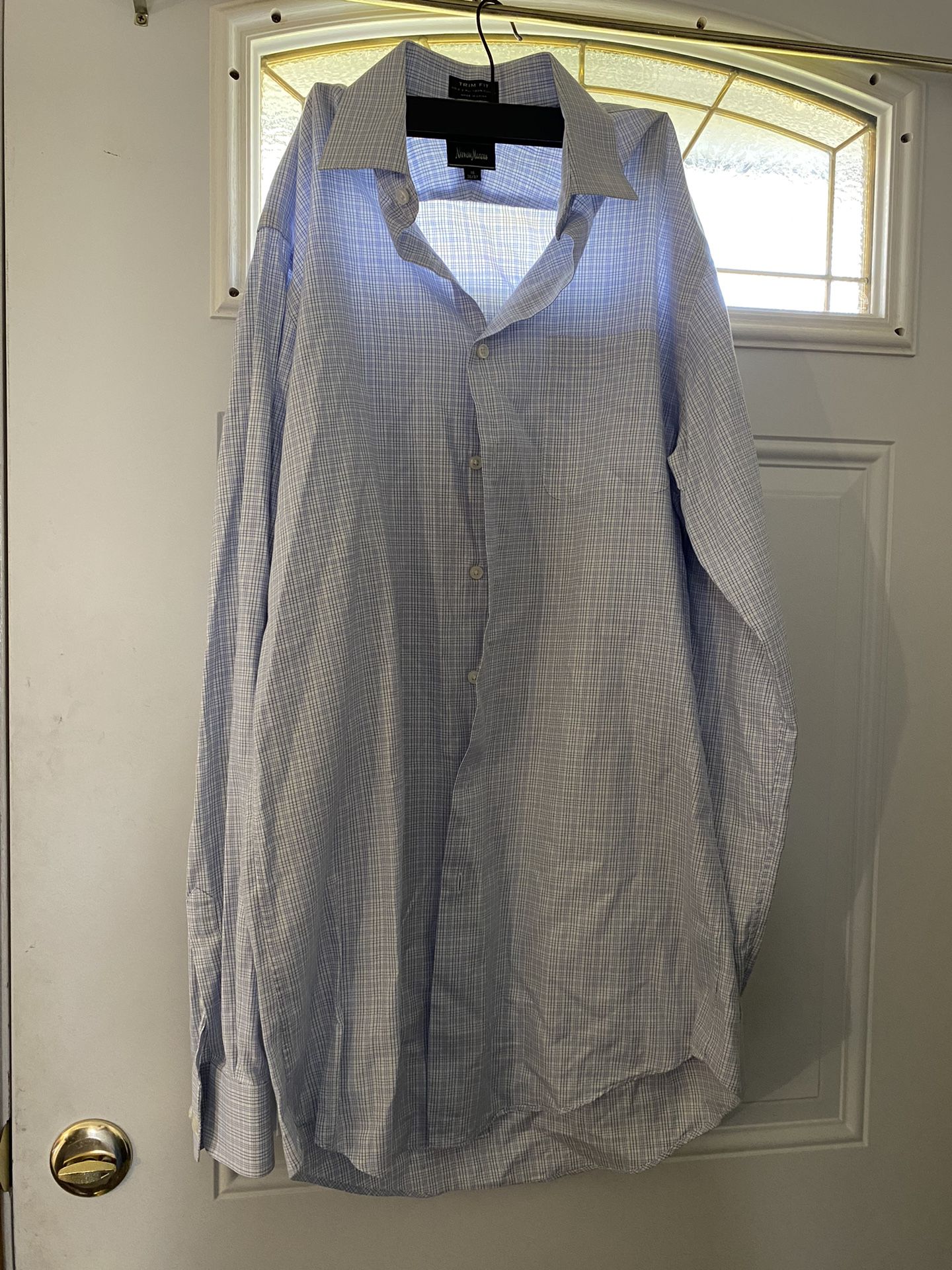 Blue Neiman Marcus Neck Size 16 Button Up Shirt