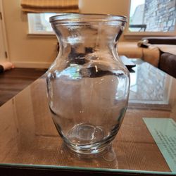 Clear glass vase 8 inches tall 4 inch opening