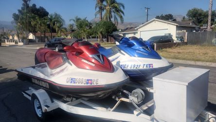 SEADOO JET SKIS VTEC FUEL INJECTION WITH GTX DI LOW HOURS LAKE READY 2027 TAGS FULLY SERVICED WITH NEW BATTERIES LAKE SEALS AND WATER TESTED