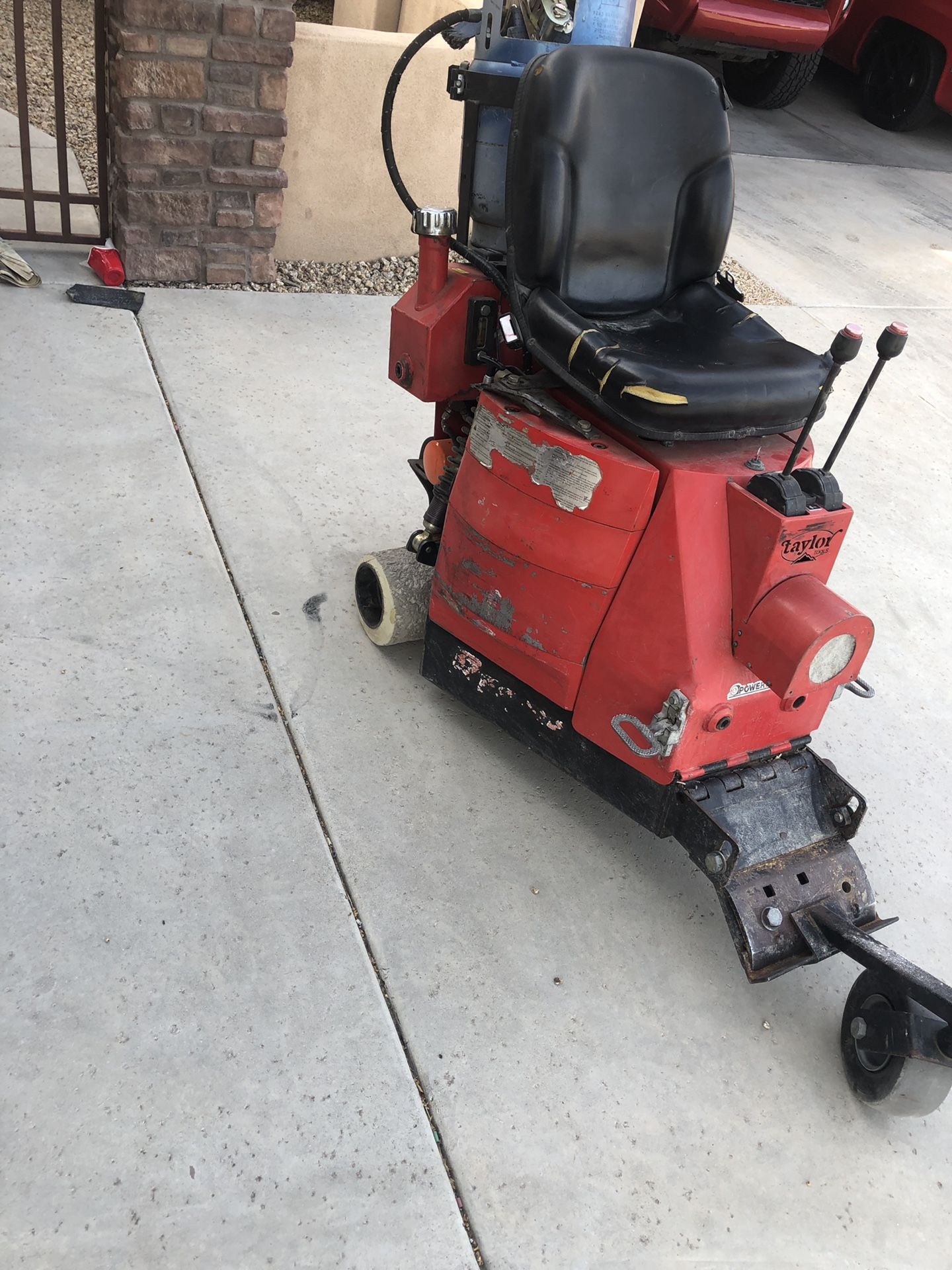 Floor scraper Taylor Tools 260P.G2 Bronco Propane RideOn Floor