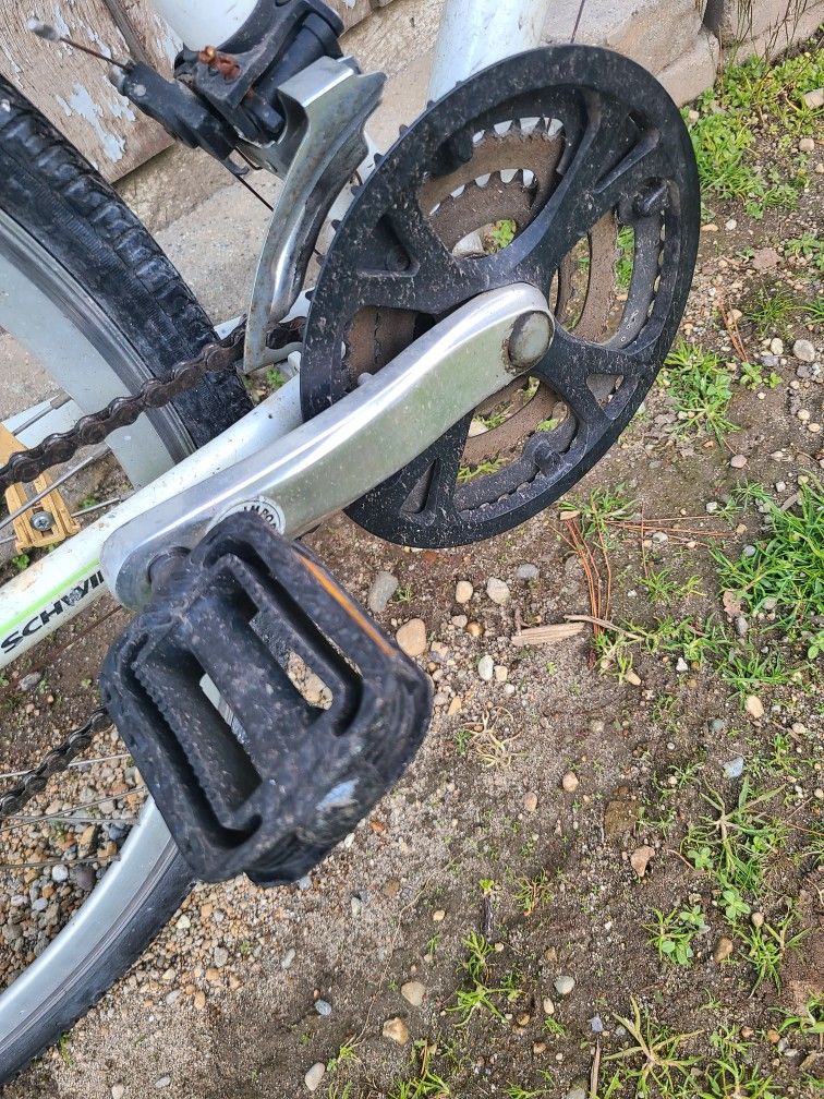 schwinn trailway aluminum bike