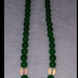 9- 1/4" GREEN ONYX & MOONSTONE NECKLACE 