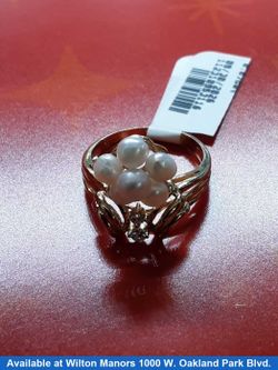 Women's Ring - Yellow Gold 14k (.585) 3 grams Size 5