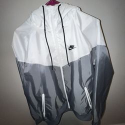 Nike Tech Windbreaker