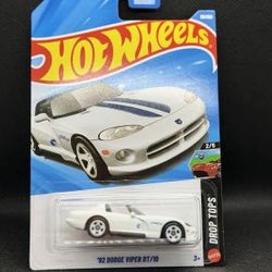 Hot Wheels Treasure Hunt
