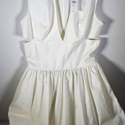 NEW Banana Republic ANISA CUT-OUT MINI DRESS,  Great for Christmas Dress or New Years!!!    Color -  Luminous  Pearl White. -  SIZE Women's 2