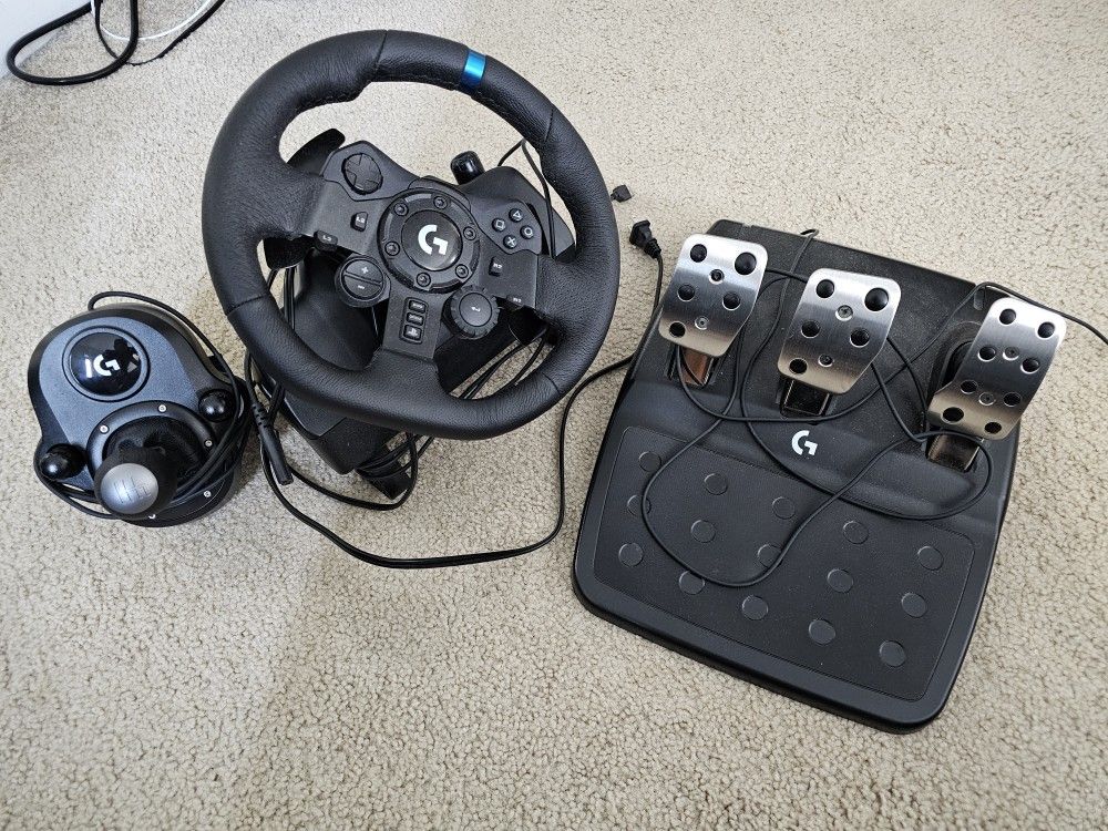 Logitech G923 Bundle + Shifter