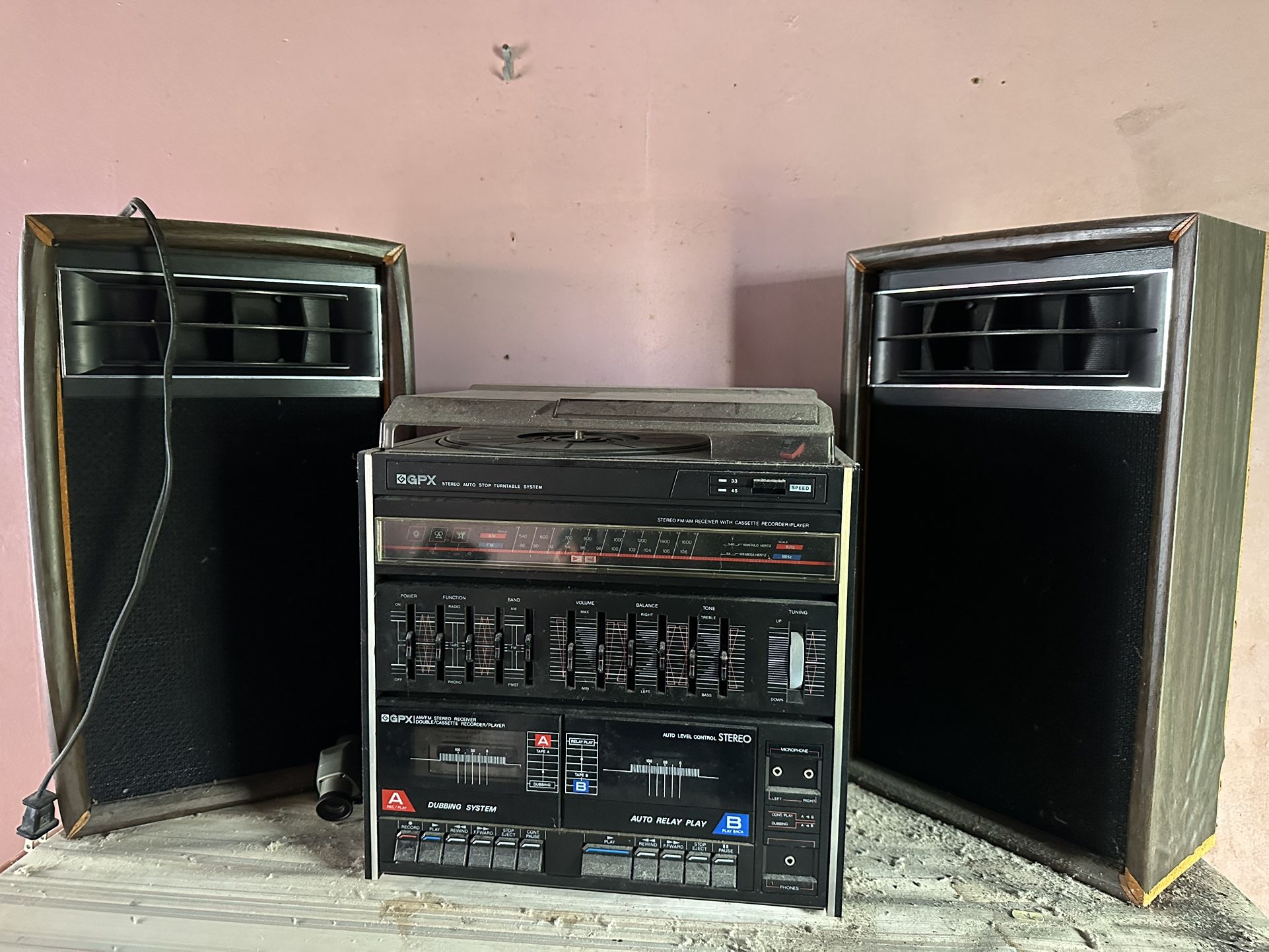 Vintage GPX Stereo Receiver Cassette Record Player Turntable