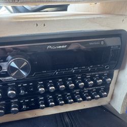 Pioneer Head Unit + Dual EQ + Custom Box (Full Setup) + 4 Gauge Amp Wiring Kit Included