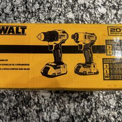 DEWALT 20v Hammer Drill And Impact Driver Kit