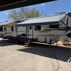 2018 Keystone Raptor 426TS RV Trailer 5th wheel
