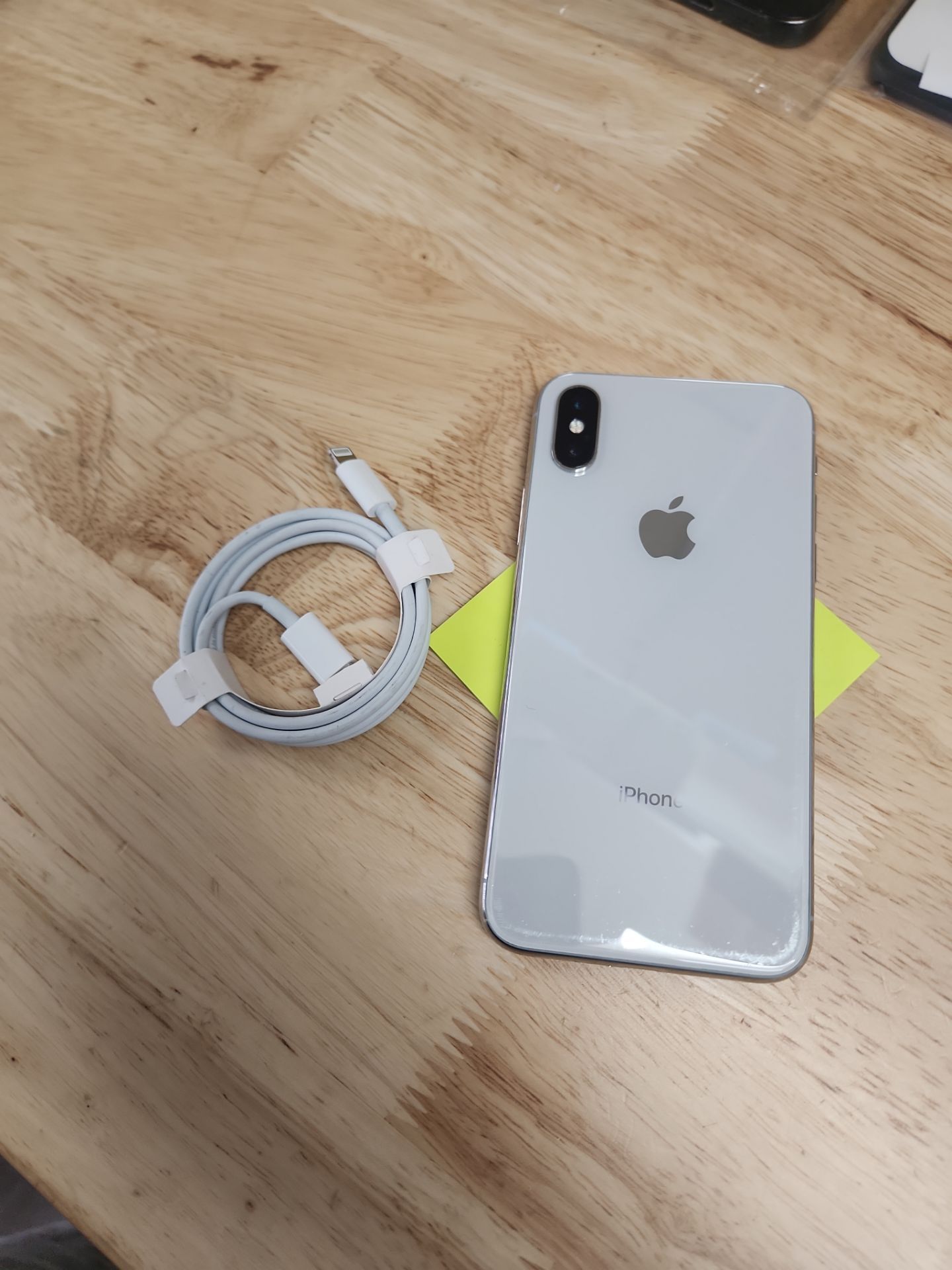 Iphone x 256gb FACTORY Unlock Any Sim