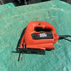 BLACK+DECKER JS515 4.5-Amp Variable Speed Jig Saw