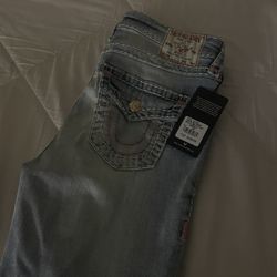 Brand New True Religion Mid Rise Straight Jeans