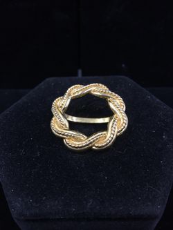 Vintage gold tone scarf clip