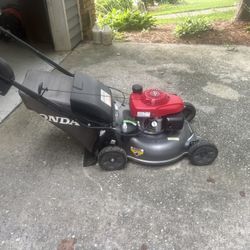Honda mower