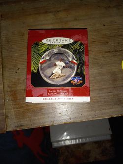 1997 Hallmark Keepsake Baseball Heroes Jackie Robinson 