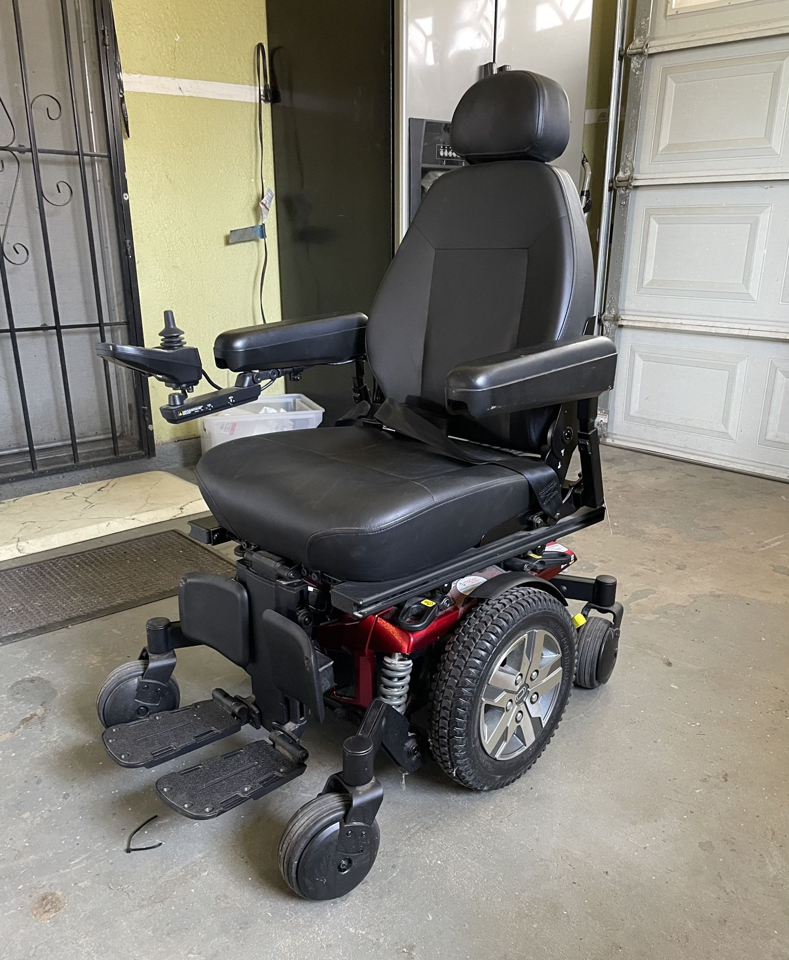 Quantum Edge Power Wheelchair