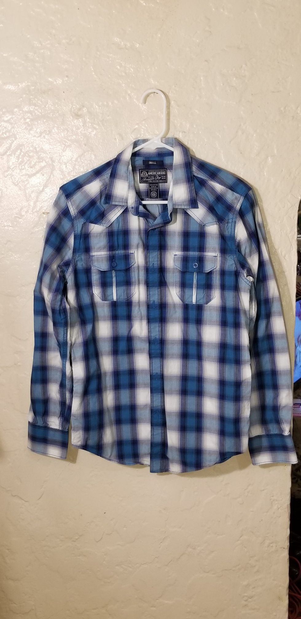 AMERICAN RAG Stone Block Blue Gray White Plaid Button Down Shirt Size Small