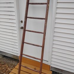 Rustic blanket ladder