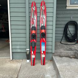 Water Skis