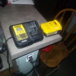 Dewalt 20v 5 Amp Hour Battery And Charger
