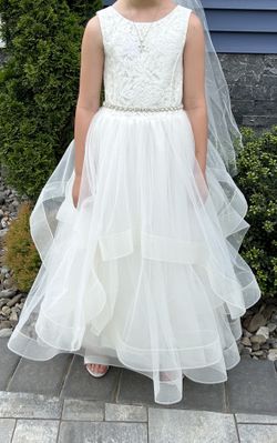 GIRLS COMMUNION/FLOWER GIRL DRESS SIZE 6