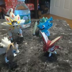 Pokemon Saorted Figures. 4pc.