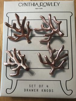 Knobs drawer pulls