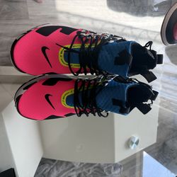 Nike Acroynm Prestos