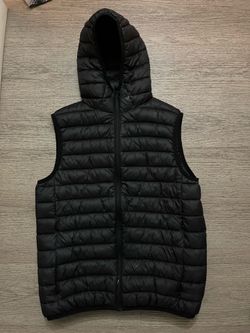 ((WOMEN’S)) H&M Zip Up Puffer Vest