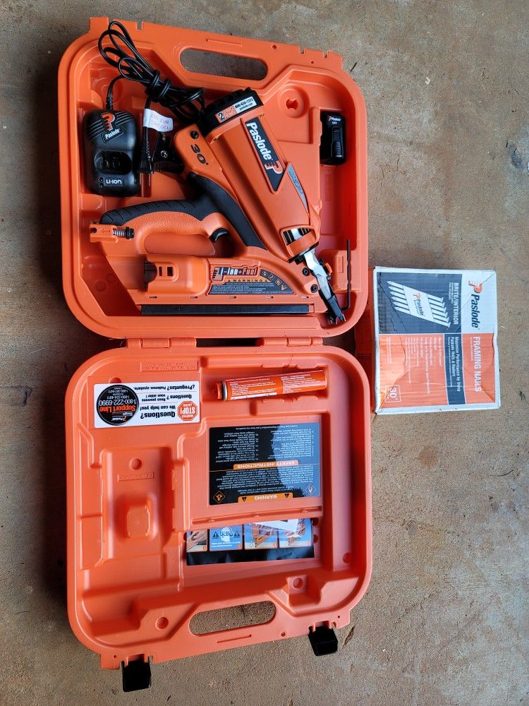 PASLODE FRAMING NAIL GUN