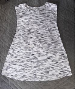 Women’s Lululemon Top Size 4
