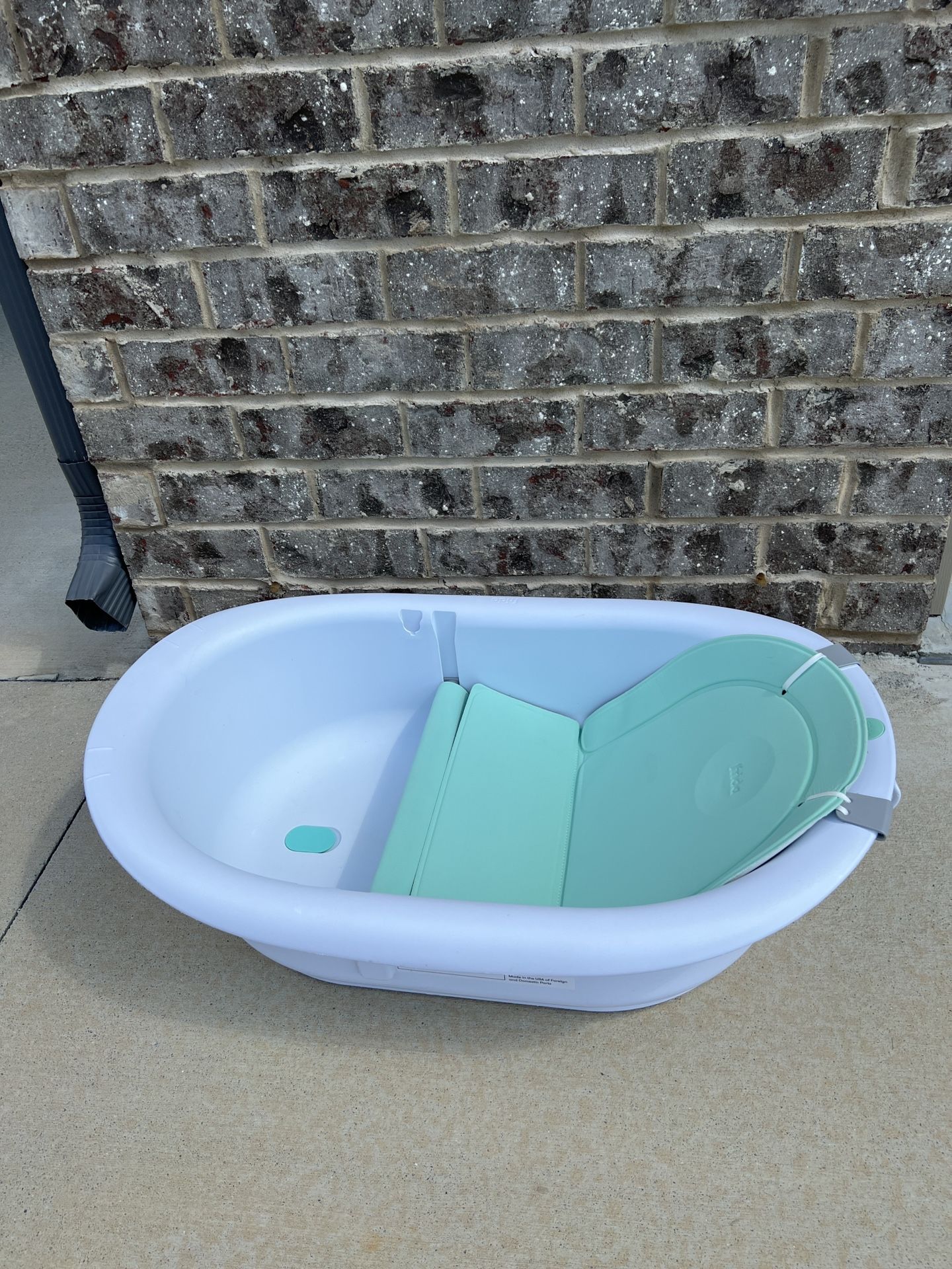 Frida Baby Bath Tub