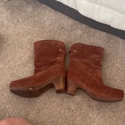 Ughh Womens Boots Size 9 