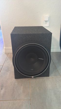 Rockford Fosgate P2 Subwoofer in Enclosure