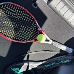 Tennis Racket 