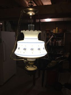 Beautiful hurricane hanging lamp, Green Bay,Wis