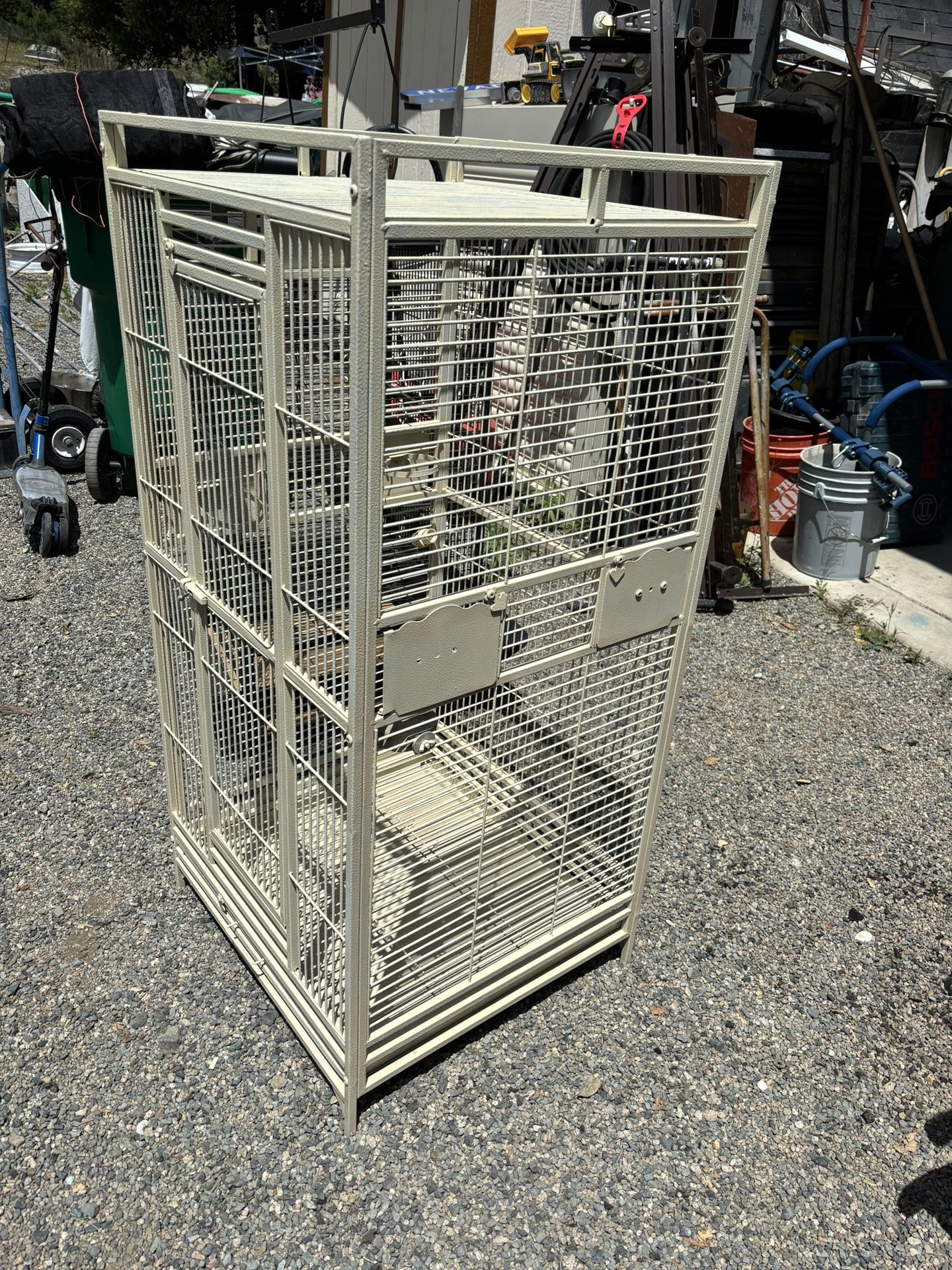 BIRD CAGE FOR ANY SIZE OF BIRDS
