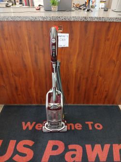 Shark Life-Away Vacuum