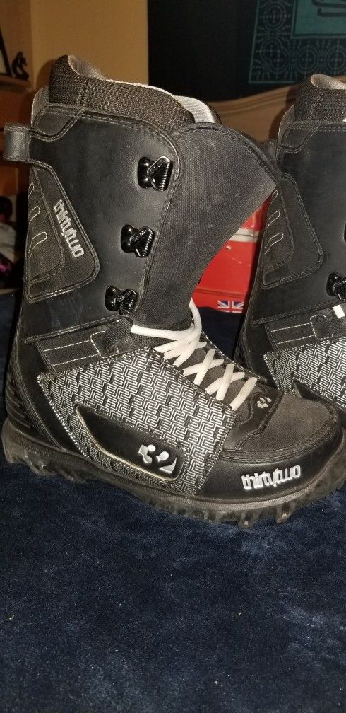 Thirty Two Lashed Snowboard Boots, Size 9 Mens