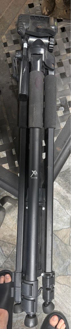 Xit XT72TRB 72" Professional Tripod & Carry Bag