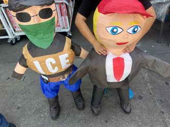 PATRIOTIC PIÑATAS