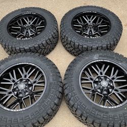 Brand New Tired Need Them Gone ! 