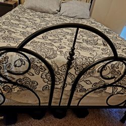 Queen Size Bed Frame And Box Spring