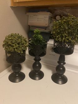 Metal Candle Holders With Greenery Decor