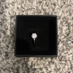 Moissanite Engagement Ring 0.5CT (PASSES DIAMOND TEST)
