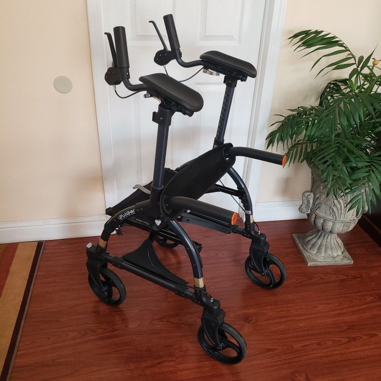 LifeWalker Mobility UPWalker - Innovative Upright Folding Rolling Walker
Very Good Working Condition And Clean
