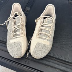 Gently Used Adidas Tubular Shadow