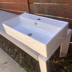 New ModernLuxe 21.8 inch Bathroom ceramic Sink Wall Mounted